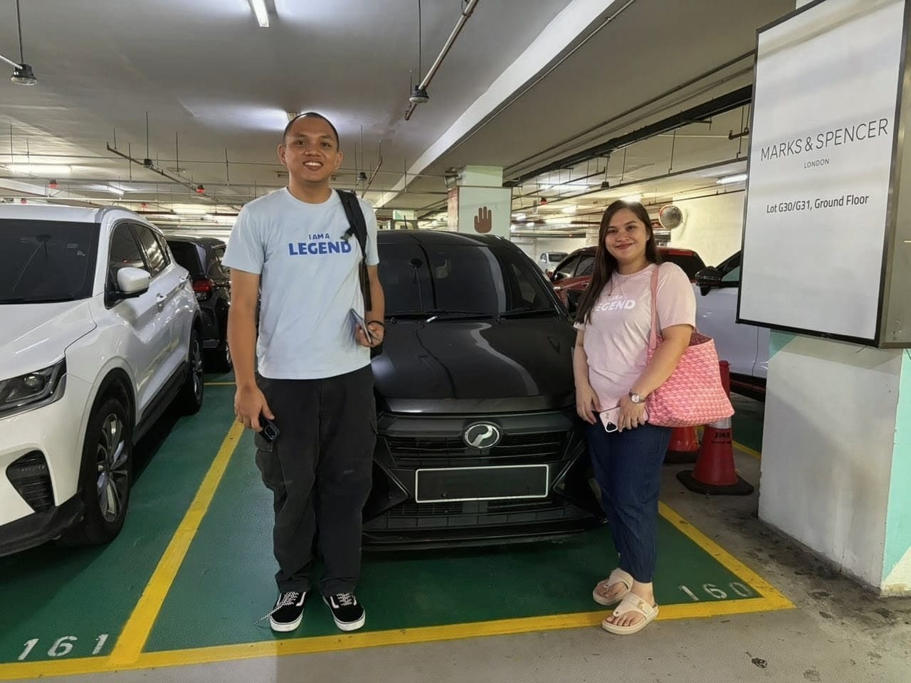 Al-Rizqi verified customer collecting their rental