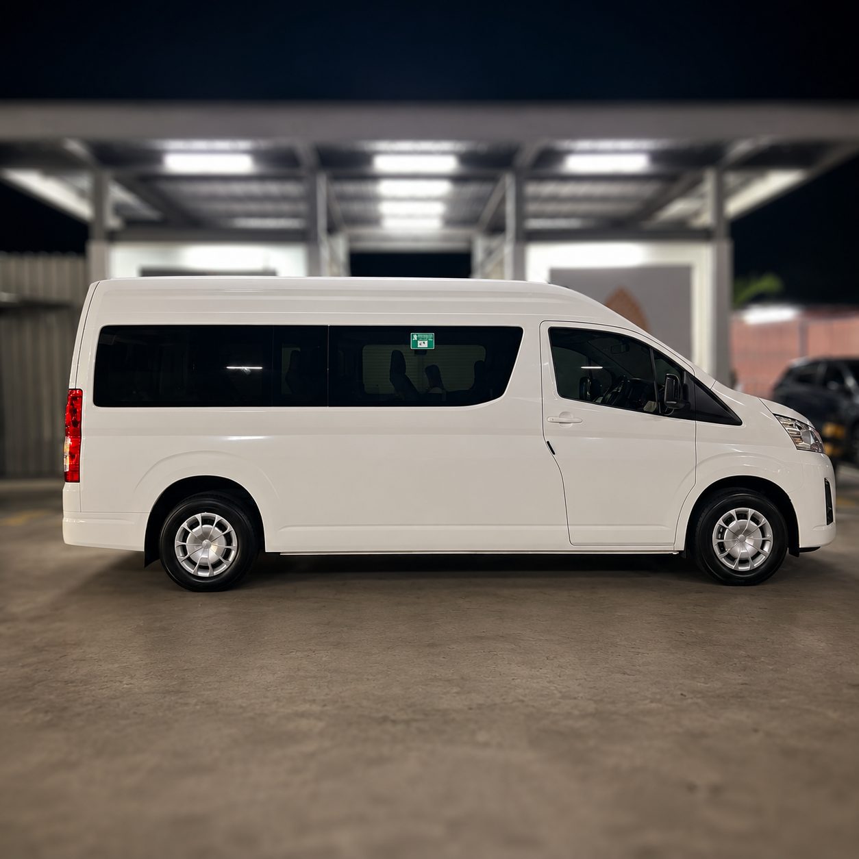 Super-Long Wheel Base Side Profile