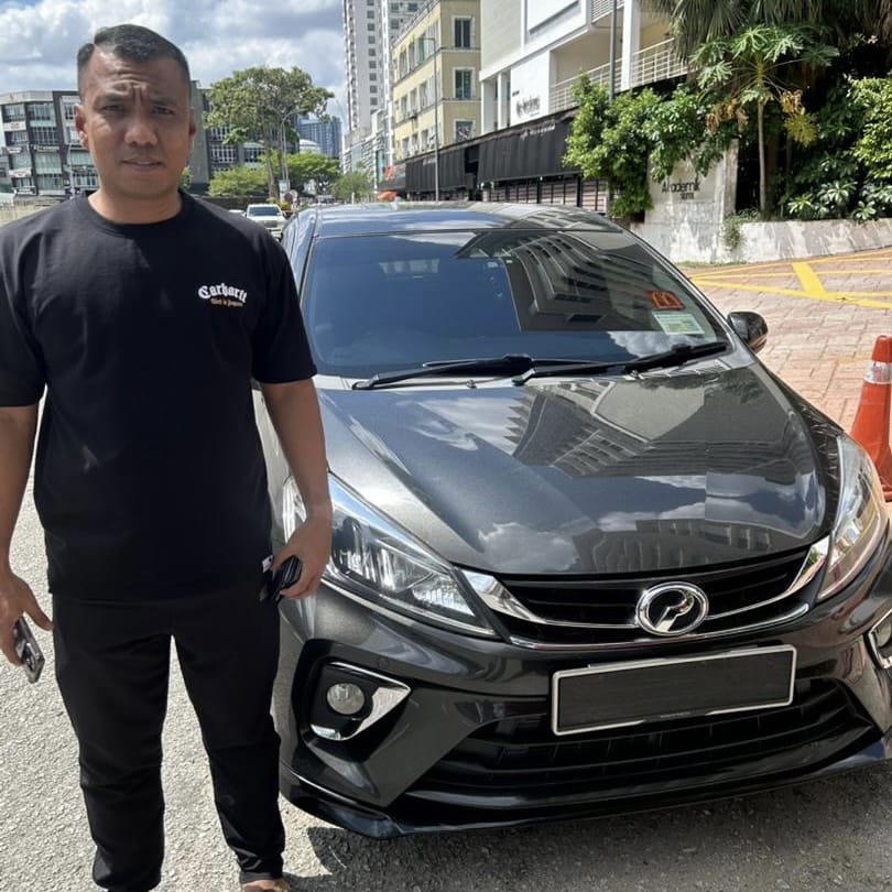 Al-Rizqi verified customer collecting their rental