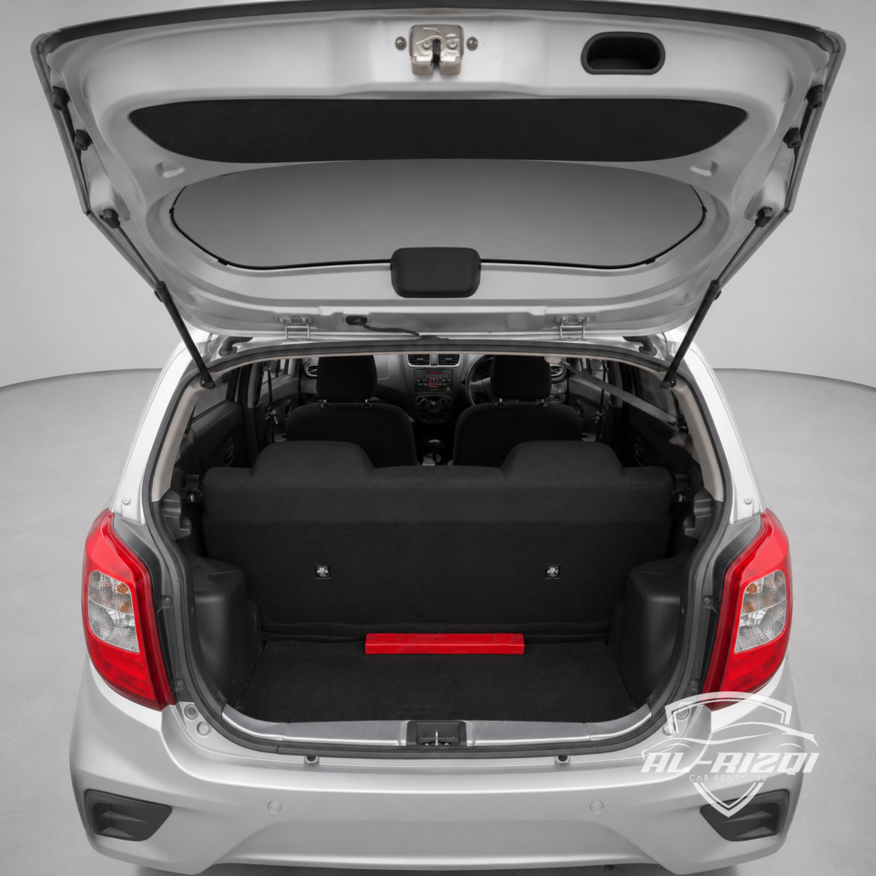 Hatch Boot Space